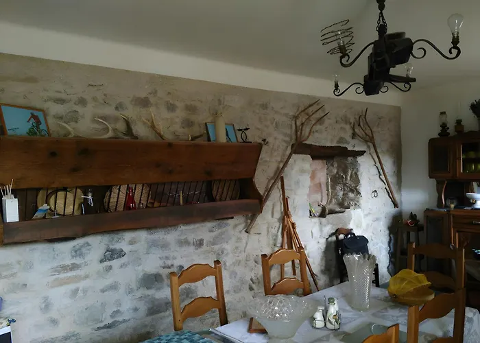 Hébergement de vacances Provence Luberon Paca Pmr Revest-des-Brousses